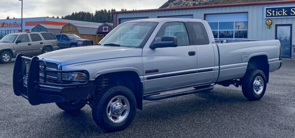2002 Dodge Ram 2500 Pickup Truck For Sale at Stickshift Motors Cody, WY